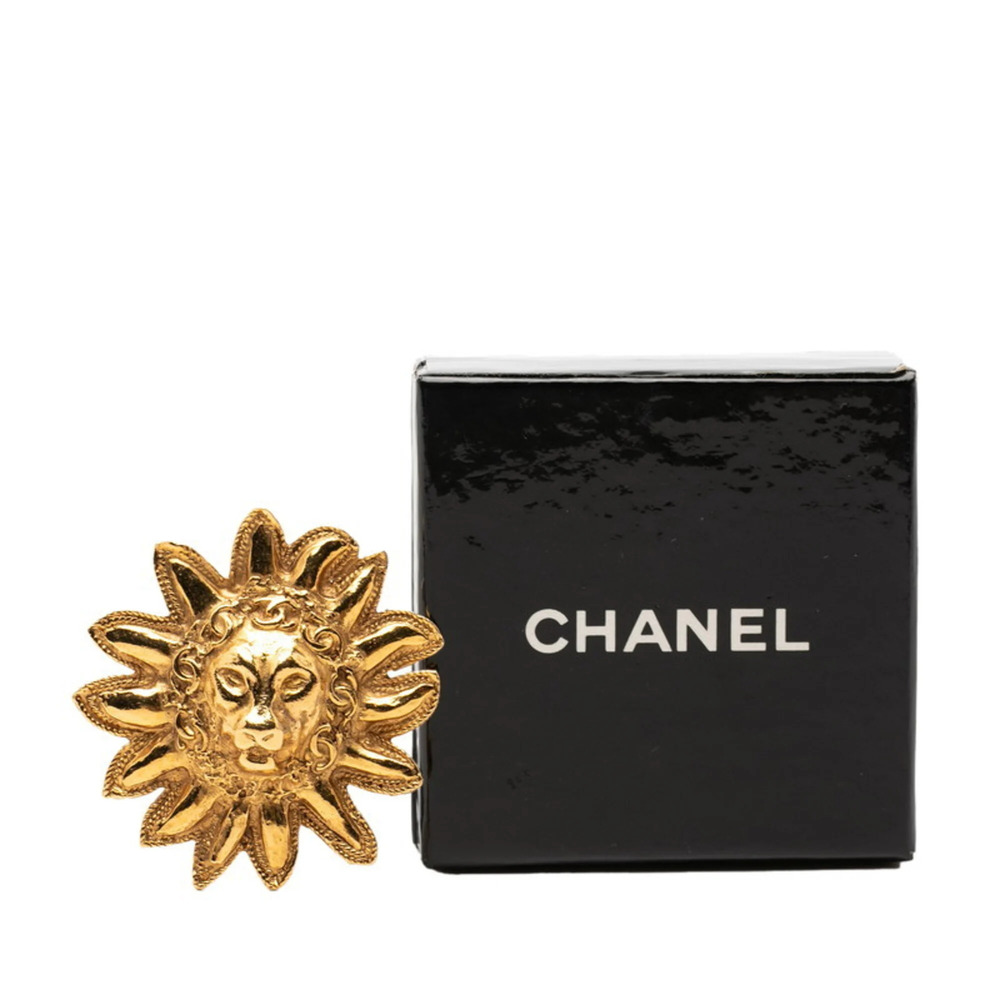 CHANEL Vintage Gold Brooch - Picture 4 of 4
